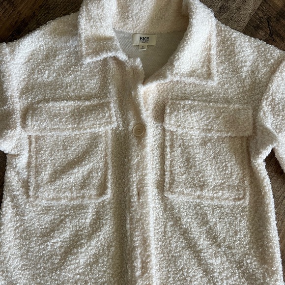 BKE Cream Textured Shacket - Picture 4 of 11